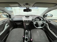 USED 2010 TOYOTA IQ 1.0 VVT-I IQ2 3d 68 BHP www.suffolkcarcentre.co.uk - Located at Lowestoft