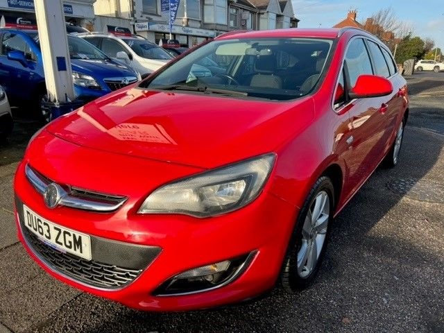 2013 63 Vauxhall Astra 1.7 SRI CDTI 5d 130 BHP