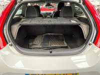 USED 2012 62 VOLVO C30 2.0 R-DESIGN LUX 3d 143 BHP 
