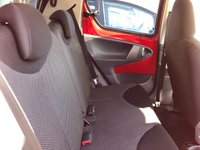 USED 2011 61 TOYOTA AYGO 1.0 VVT-I GO 5d 67 BHP IDEAL NEW DRIVER CAR, &pound;20TAX/ YEAR,  TIMING CHAIN RUN ENGINE, GOOD SERVICE HISTORY, NEW MOT, SAT NAV,PRIVACY GLASS, ALLOY WHEELS, ELECTRIC WINDOWS, REMOTE CENTRAL LOCKING AND 2 KEYS. VERY SOUGHT AFTER LITTLE CARS AND WONT BE AROUND FOR LONG.