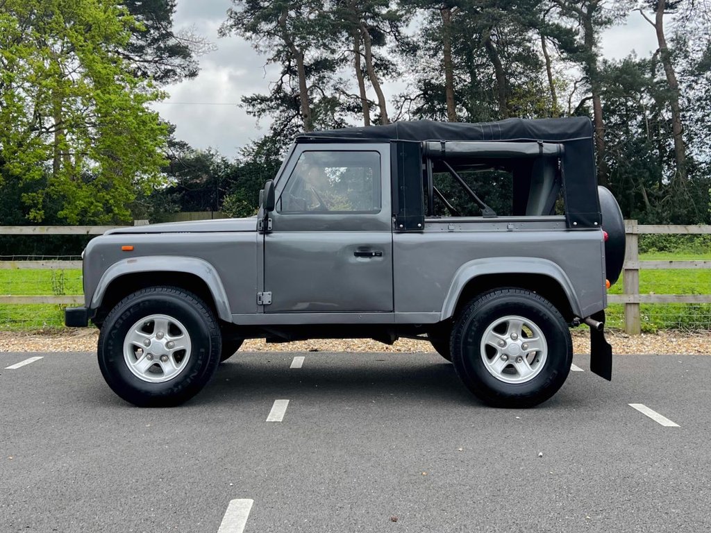USED 1992 J LAND ROVER DEFENDER 90 2.5 PETROL // Ragtop // Px swap  