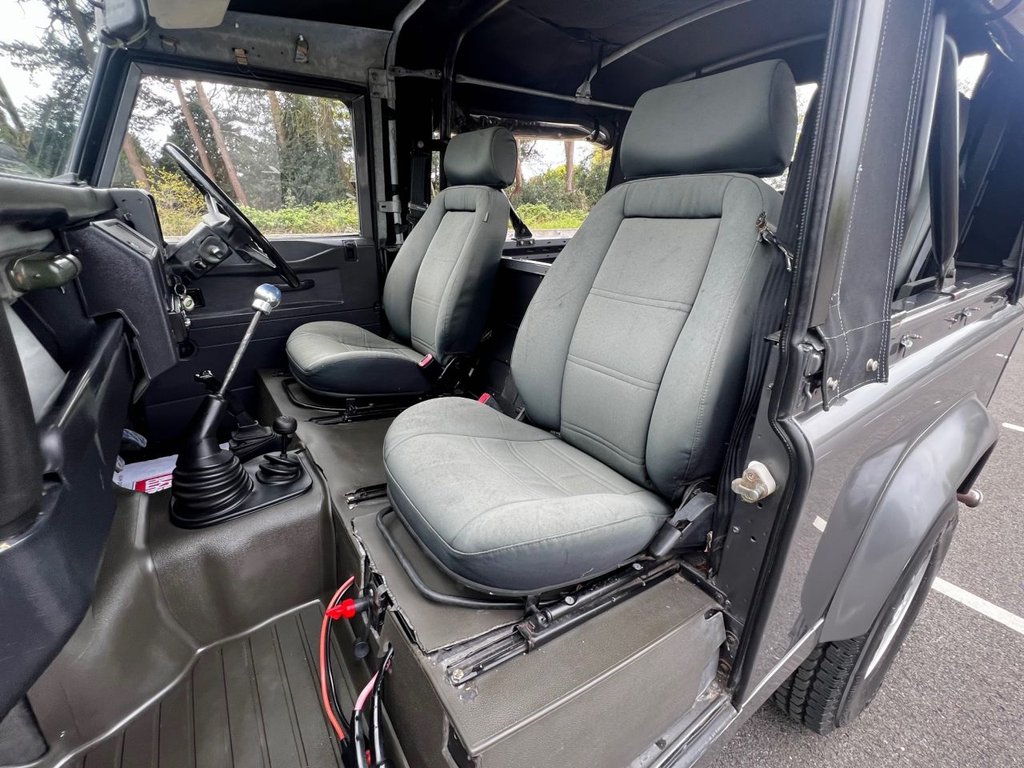 USED 1992 J LAND ROVER DEFENDER 90 2.5 PETROL // Ragtop // Px swap  