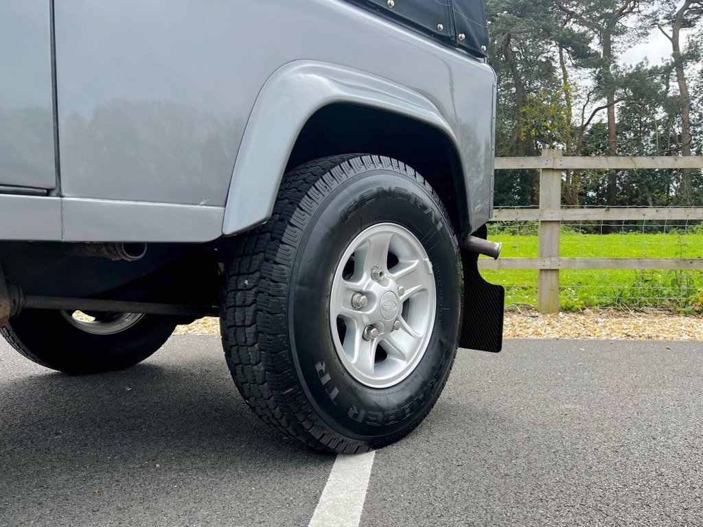 USED 1992 J LAND ROVER DEFENDER 90 2.5 PETROL // Ragtop // Px swap  