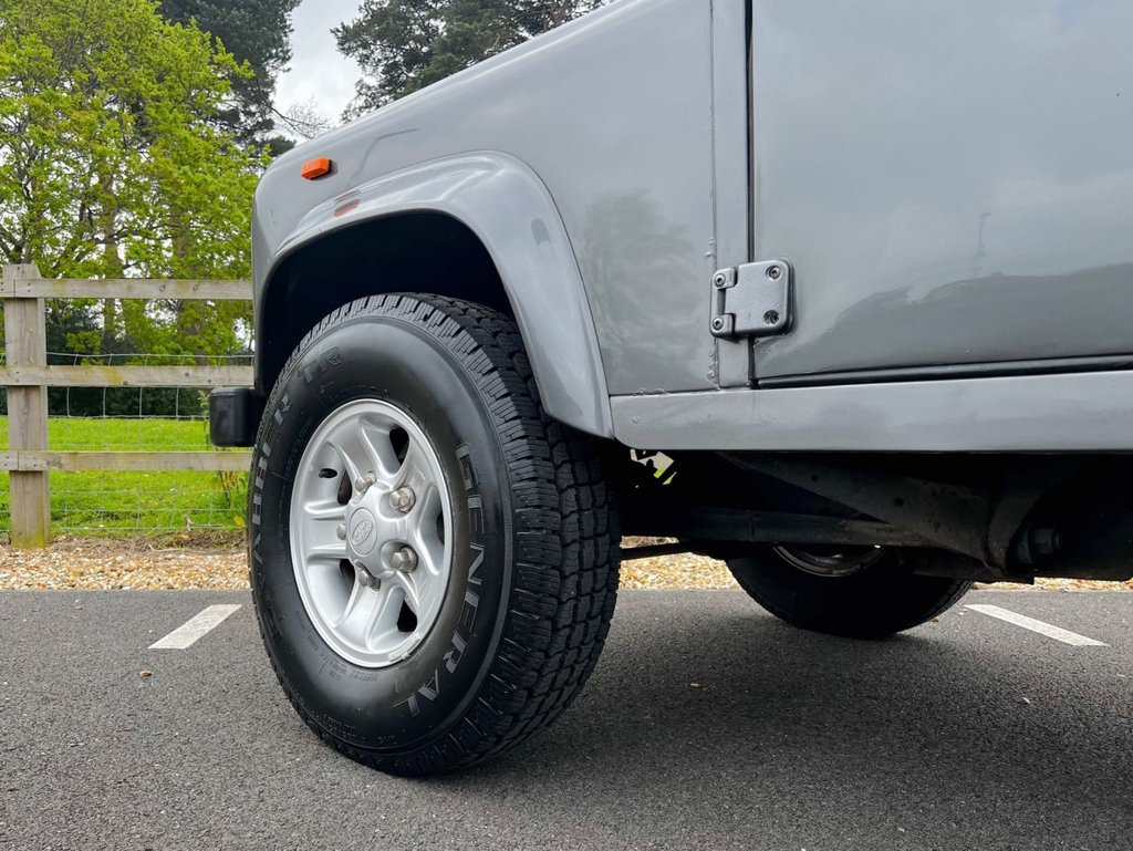 USED 1992 J LAND ROVER DEFENDER 90 2.5 PETROL // Ragtop // Px swap  