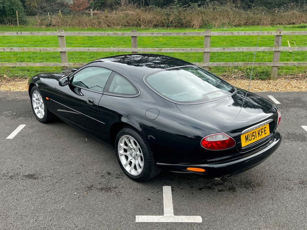 USED 2001 51 JAGUAR XK8 4.0 V8 290 BHP // 2d COUPE // Automatic // px swap 