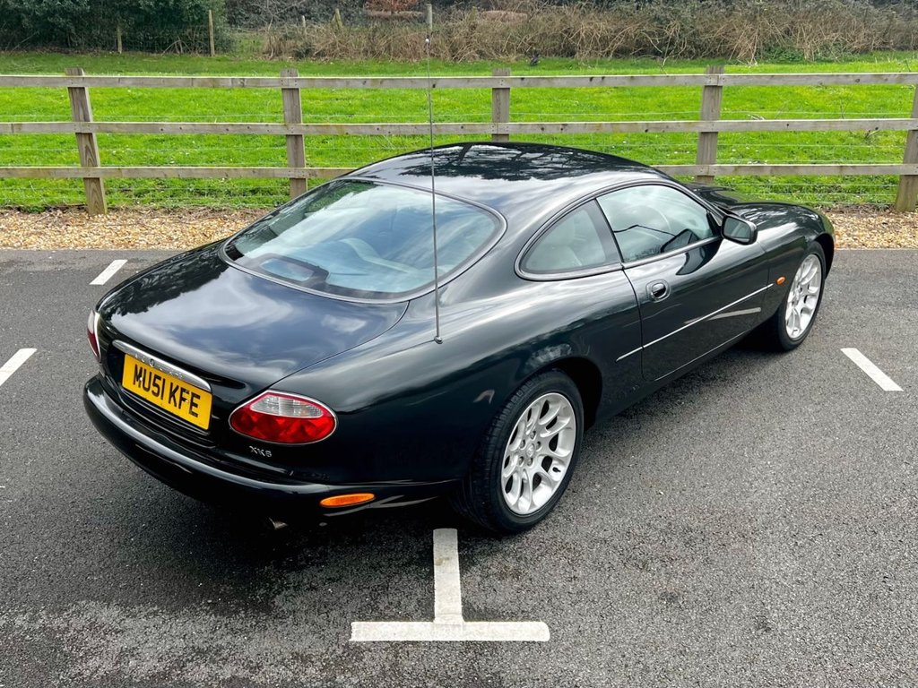 USED 2001 51 JAGUAR XK8 4.0 V8 290 BHP // 2d COUPE // Automatic // px swap 