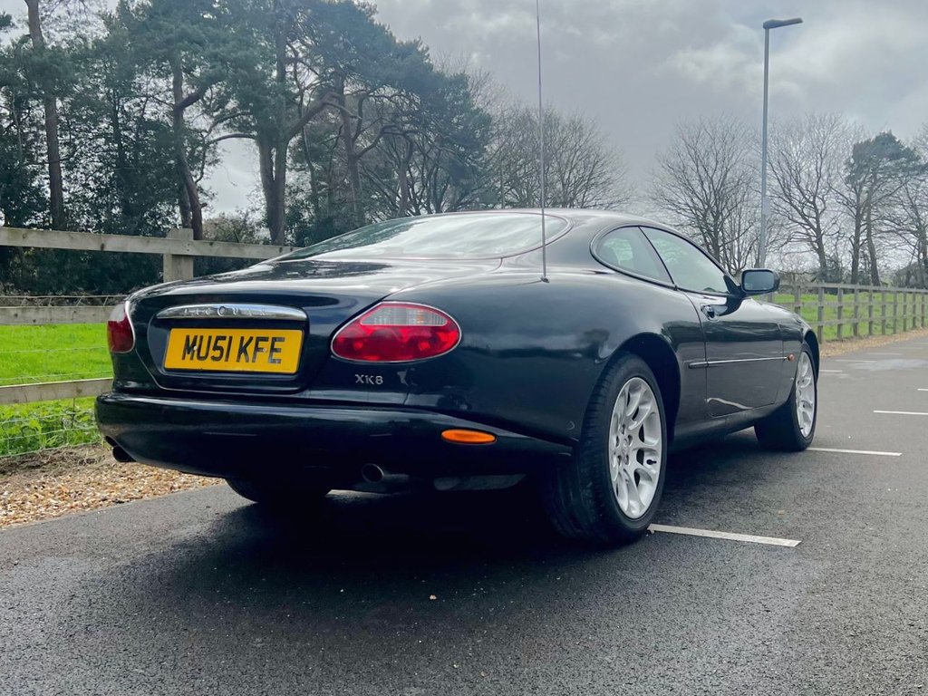 USED 2001 51 JAGUAR XK8 4.0 V8 290 BHP // 2d COUPE // Automatic // px swap 