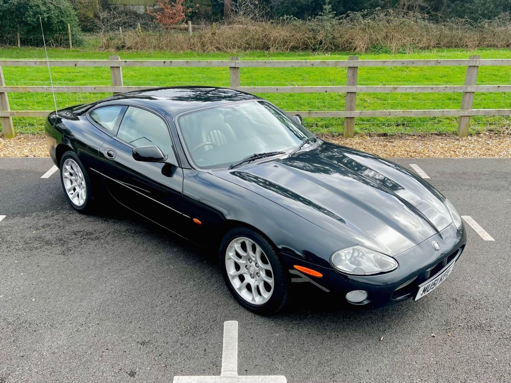 USED 2001 51 JAGUAR XK8 4.0 V8 290 BHP // 2d COUPE // Automatic // px swap 
