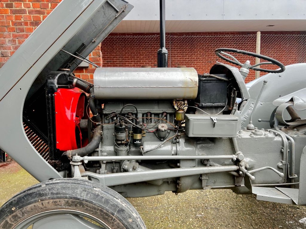 USED 1952 FERGUSON ALL MODELS TE20 // 5.0 // Classic Tractor // px swap 