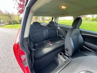 USED 2013 63 MINI HATCH COOPER 2.0 COOPER D 3d 110 BHP 