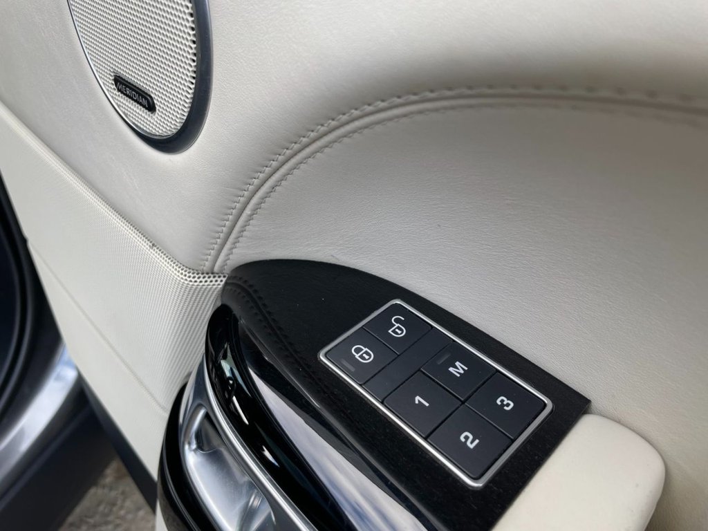 USED 2014 14 LAND ROVER RANGE ROVER 3.0 TDV6 VOGUE SE 5d 258 BHP 