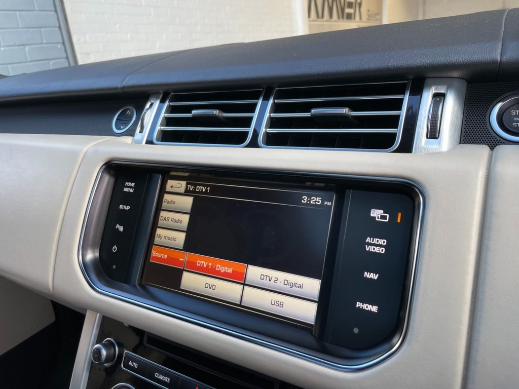 USED 2014 14 LAND ROVER RANGE ROVER 3.0 TDV6 VOGUE SE 5d 258 BHP 