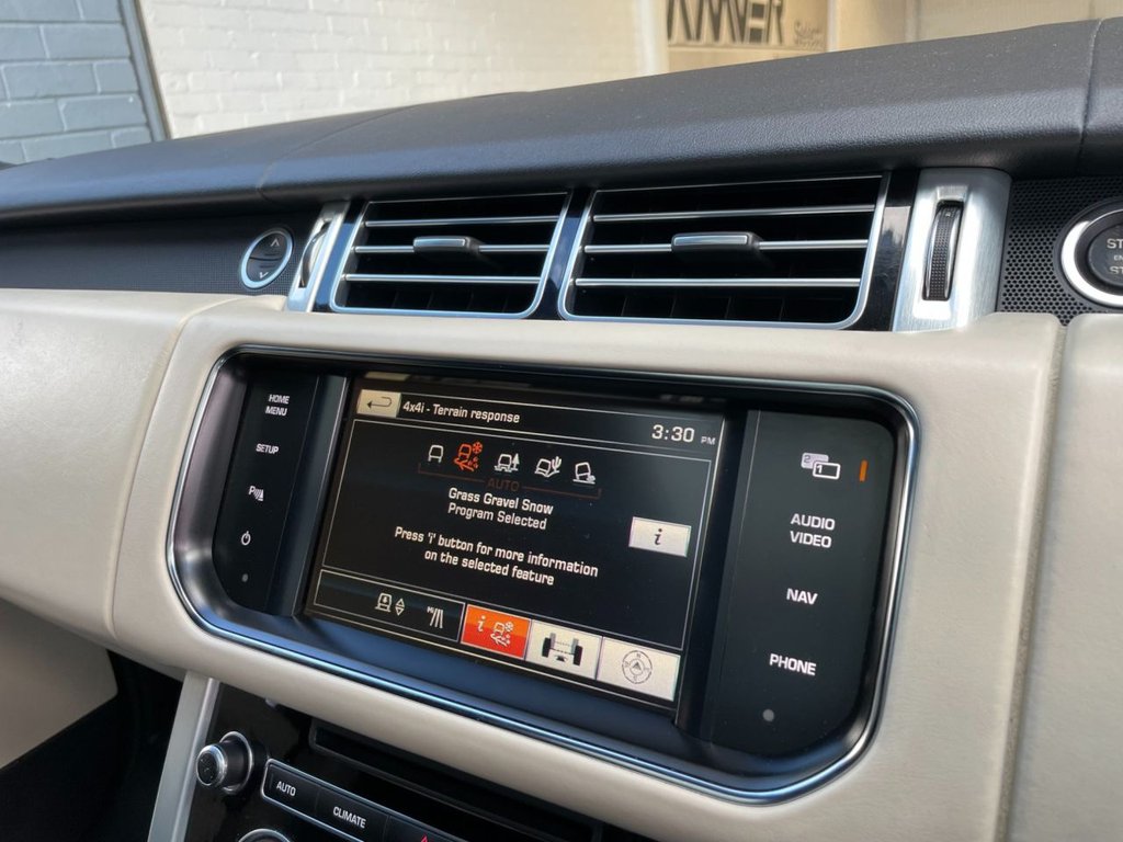 USED 2014 14 LAND ROVER RANGE ROVER 3.0 TDV6 VOGUE SE 5d 258 BHP 