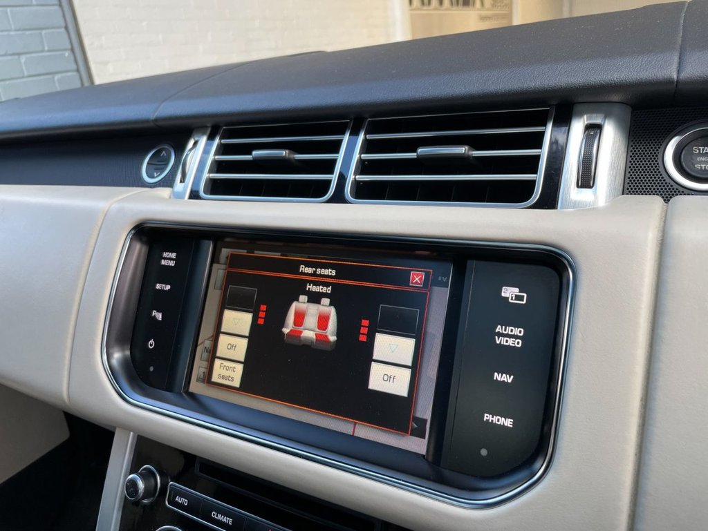 USED 2014 14 LAND ROVER RANGE ROVER 3.0 TDV6 VOGUE SE 5d 258 BHP 
