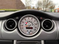 USED 2006 02 MINI HATCH 1.6L COOPER 3d 114 BHP 