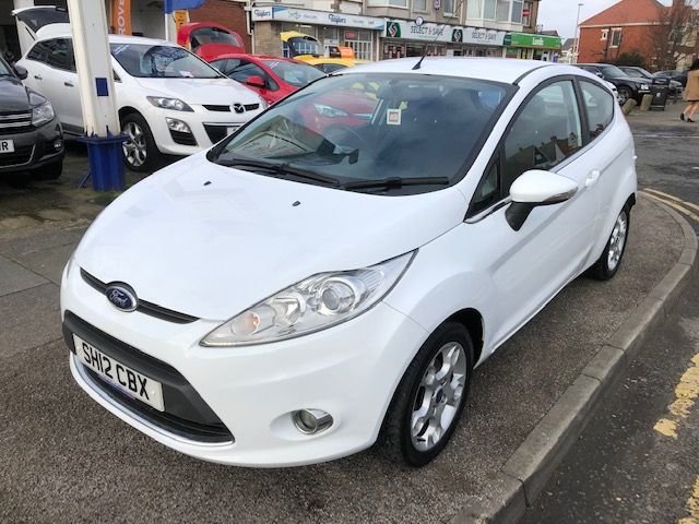 2012 12 Ford Fiesta 1.2 ZETEC 3d 81 BHP