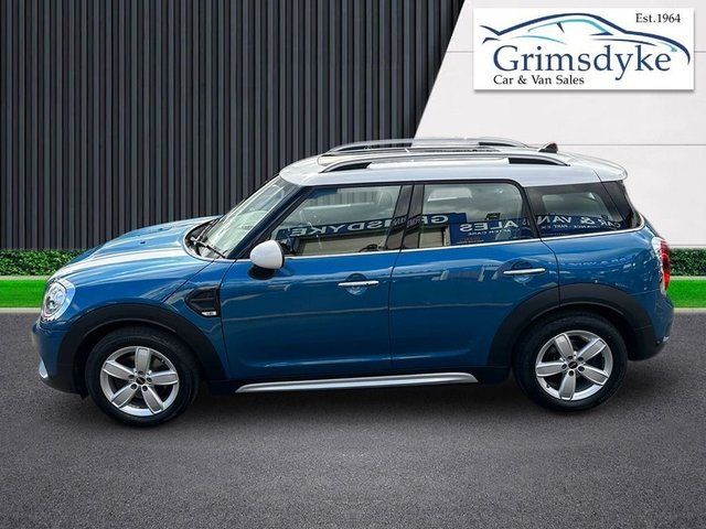 View our MINI COUNTRYMAN