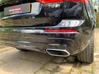 USED 2018 18 VOLVO XC60 2.0 T8 TWIN ENGINE R-DESIGN PRO AWD 5d 385 BHP HUGE SPECIFICATION 2018 VOLVO XC60 2.0 T8 R-DESIGN PRO - AUTOMATIC PADDLE SHIFT GEARBOX - PLUG IN HYBRID - ELECTRIC (PHEV) - 1 FORMER KEEPER - SERVICE HISTORY