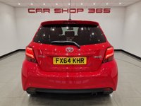 USED 2014 64 TOYOTA YARIS 1.33 VVT-i (99 PS) SPORT 5DR + NAVIGATION + REVERSE CAMERA + 2 TONE RED / BLACK UPHOLSTERY + DAB + MEDIA + PRIVACY +16S 16S+R/CAMERA+PRIVACY GLASS+NAVIGATION+2 TONE SEATS