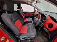 USED 2014 64 TOYOTA YARIS 1.33 VVT-i (99 PS) SPORT 5DR + NAVIGATION + REVERSE CAMERA + 2 TONE RED / BLACK UPHOLSTERY + DAB + MEDIA + PRIVACY +16S 16S+R/CAMERA+PRIVACY GLASS+NAVIGATION+2 TONE SEATS