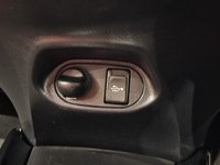 USED 2014 64 TOYOTA YARIS 1.33 VVT-i (99 PS) SPORT 5DR + NAVIGATION + REVERSE CAMERA + 2 TONE RED / BLACK UPHOLSTERY + DAB + MEDIA + PRIVACY +16S 16S+R/CAMERA+PRIVACY GLASS+NAVIGATION+2 TONE SEATS