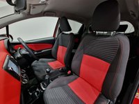 USED 2014 64 TOYOTA YARIS 1.33 VVT-i (99 PS) SPORT 5DR + NAVIGATION + REVERSE CAMERA + 2 TONE RED / BLACK UPHOLSTERY + DAB + MEDIA + PRIVACY +16S 16S+R/CAMERA+PRIVACY GLASS+NAVIGATION+2 TONE SEATS