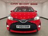 USED 2014 64 TOYOTA YARIS 1.33 VVT-i (99 PS) SPORT 5DR + NAVIGATION + REVERSE CAMERA + 2 TONE RED / BLACK UPHOLSTERY + DAB + MEDIA + PRIVACY +16S 16S+R/CAMERA+PRIVACY GLASS+NAVIGATION+2 TONE SEATS
