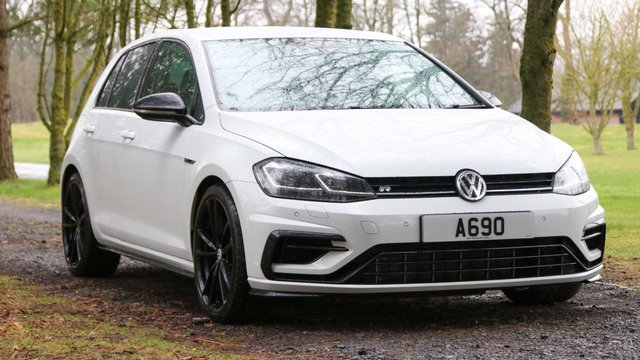 2017 17 Volkswagen Golf 2.0 TSI (310) R 5dr 4motion DSG (17-18) Euro 6 (Satellite Navigation)