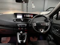 USED 2012 12 RENAULT GRAND SCENIC 1.6 DYNAMIQUE TOMTOM ENERGY DCI S/S 5d 130 BHP * &pound;30 A YEAR ROAD TAX * NAV * 7 SEATS * AIR CON * PARK SENSORS *
