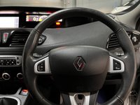 USED 2012 12 RENAULT GRAND SCENIC 1.6 DYNAMIQUE TOMTOM ENERGY DCI S/S 5d 130 BHP * &pound;30 A YEAR ROAD TAX * NAV * 7 SEATS * AIR CON * PARK SENSORS *