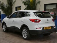USED 2019 RENAULT KADJAR 1.3 PLAY TCE 5d 139 BHP SMARTPHONE INTEGRATION PACK PARKING SENSORS GENUINE LOW MILEAGE 6 MONTHS GOLD WARRANTY