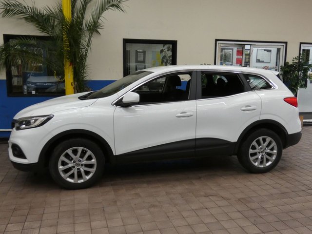 2019 Renault Kadjar 1.3 PLAY TCE 5d 139 BHP