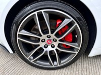 USED 2014 64 JAGUAR F-TYPE 5.0 R 2d 550 BHP F/Jaguar/S/H, Pan Roof, V.G.C