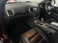 USED 2017 17 JEEP GRAND CHEROKEE 3.0 V6 CRD OVERLAND 5d 247 BHP STUNNING VELVET RED PEARL COAT