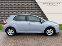 USED 2012 61 TOYOTA AURIS 1.8 T4 5d 99 BHP HYBRID ELECTRIC POWER