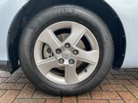 USED 2012 61 TOYOTA AURIS 1.8 T4 5d 99 BHP HYBRID ELECTRIC POWER
