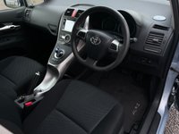 USED 2012 61 TOYOTA AURIS 1.8 T4 5d 99 BHP HYBRID ELECTRIC POWER