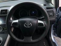 USED 2012 61 TOYOTA AURIS 1.8 T4 5d 99 BHP HYBRID ELECTRIC POWER