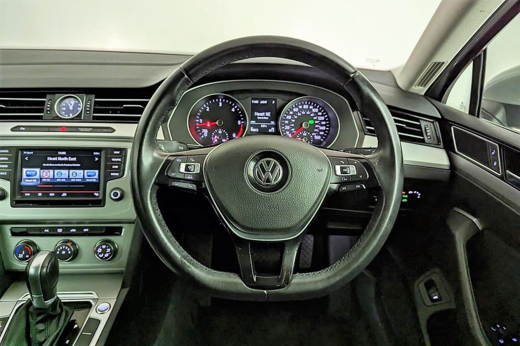 2015 Volkswagen Passat 1.6 SE BUSINESS TDI BLUEMOTION TECHNOLOGY