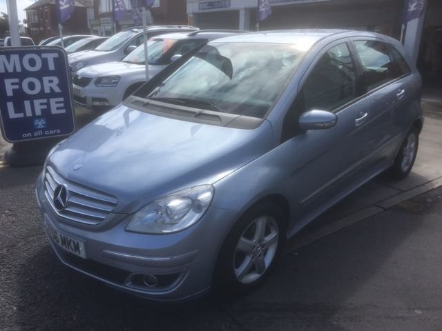 2006 56 Mercedes-Benz B-Class 2.0 B180 CDI SE 5d 108 BHP