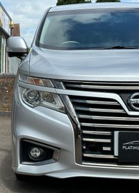 USED 2012 12 NISSAN ELGRAND 8 SEATER / HIGHWAY STAR / ULEZ  + LEZ EXEMPT ULEZ / LEZ Exempt / 8 Seats