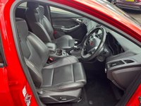 USED 2014 14 FORD FOCUS 2.0 ST-3 5d 247 BHP FANTASTIC EXAMPLE WITH FULL SERVICE HISTORY + 1 YEAR MOT