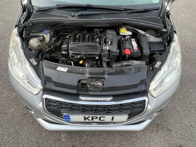 View our PEUGEOT 208