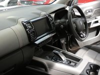 USED 2019 19 CITROEN C5 AIRCROSS 2.0 BLUEHDI FLAIR PLUS S/S EAT8 5d 175 BHP SAT NAV PANORAMIC SUNROOF REAR CAMERA CRUISE 1 OWNER SERVICE HISTORY 6 MONTHS GOLD WARRANTY