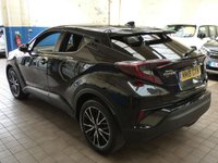 USED 2018 18 TOYOTA CHR 1.8 EXCEL 5d 122 BHP CAZ AND ULEZ COMPLIANT SAT NAV LEATHER REAR CAMERA 1 OWNER SERVICE HISTORY TOYOTA WARRANTY TILL JULY 2028 VAT Q