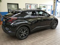 USED 2018 18 TOYOTA CHR 1.8 EXCEL 5d 122 BHP CAZ AND ULEZ COMPLIANT SAT NAV LEATHER REAR CAMERA 1 OWNER SERVICE HISTORY TOYOTA WARRANTY TILL JULY 2028 VAT Q