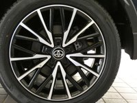 USED 2018 18 TOYOTA CHR 1.8 EXCEL 5d 122 BHP CAZ AND ULEZ COMPLIANT SAT NAV LEATHER REAR CAMERA 1 OWNER SERVICE HISTORY TOYOTA WARRANTY TILL JULY 2028 VAT Q