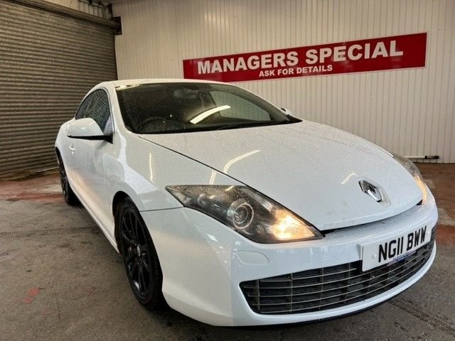 2011 11 Renault Laguna 2.0 DYNAMIQUE TOMTOM DCI FAP 3d 150 BHP