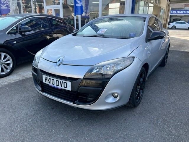 2010 10 Renault Megane 1.6 I-MUSIC VVT 2d 110 BHP