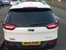 USED 2015 15 JEEP CHEROKEE 2.0 M-JET LIMITED 5d 138 BHP + LEATHER + HEATED SEATS + SAT NAV + ALLOYS + REVERSE CAMERA + PARKING SENSORS + PRIVACY GLASS